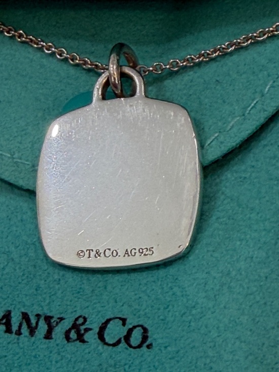 ✨ Tiffany & Co. Cushion Tag Vintage Necklace Sterling 925 Rare Engravable✨ - Picture 5 of 17